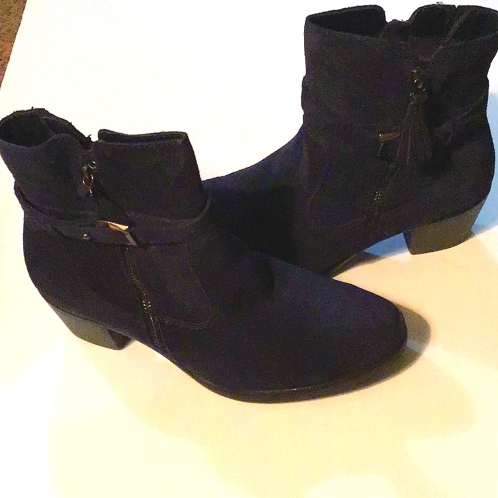 Navy Boots